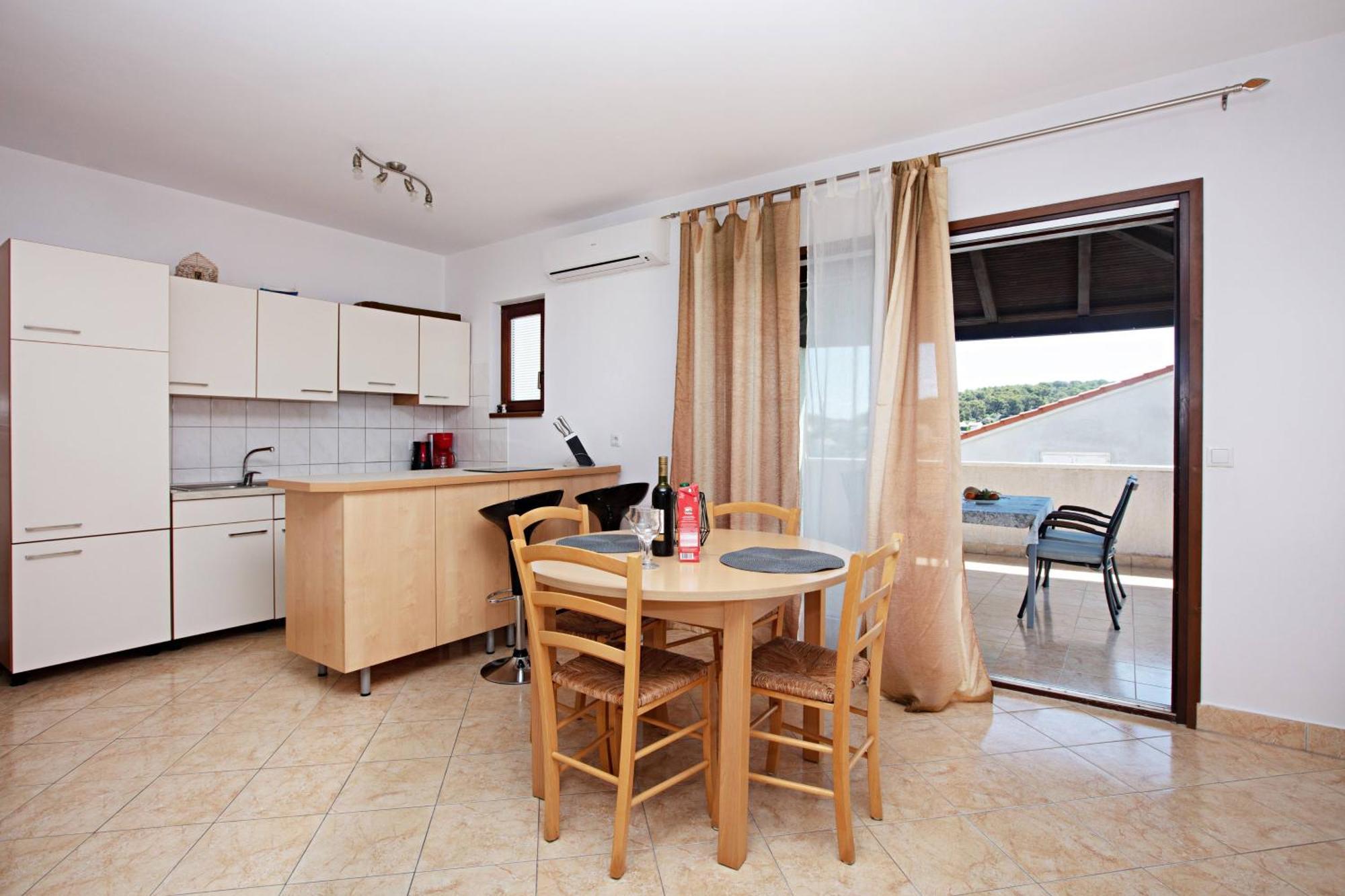 Apartments By The Sea Tisno, Murter - 812 Экстерьер фото
