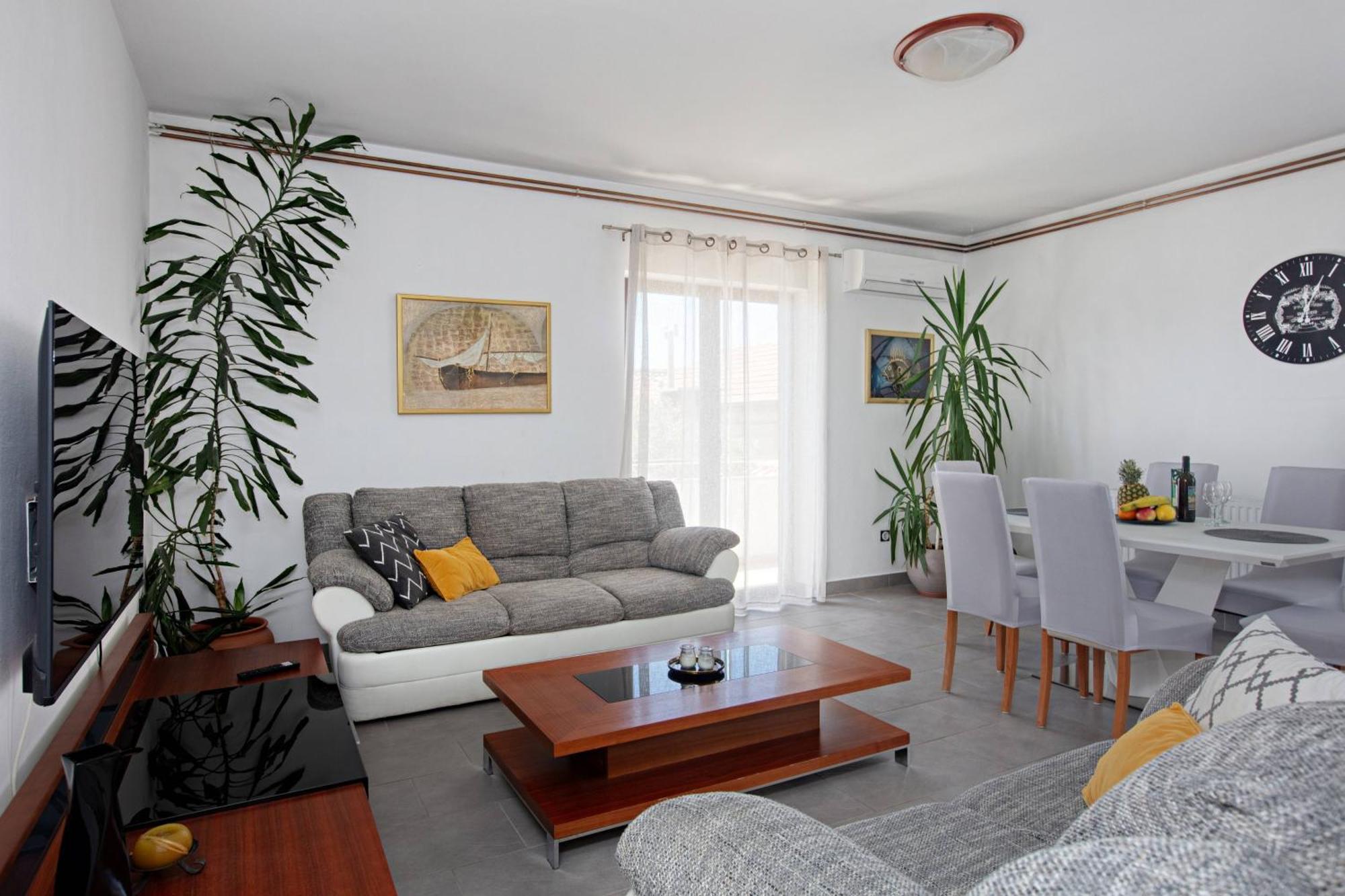 Apartments By The Sea Tisno, Murter - 812 Экстерьер фото
